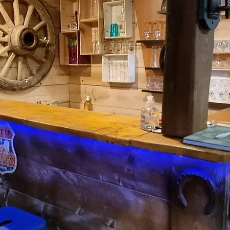 Vakantiehuis Des Ecuries De La Paguere