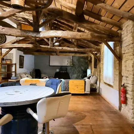בית נופש Des Ecuries De La Paguere Aurignac (Haute-Garonne)